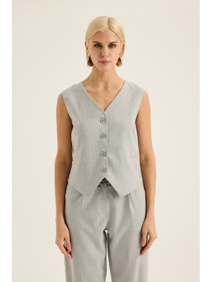 Çizgili V Yaka Yelek
