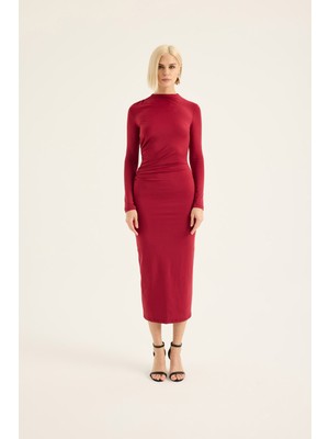 Büzgülü Uzun Kollu Midi Elbise