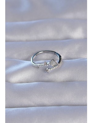 ForWhat Zarif Kadın Için Silver Pirinç Zirkonlu Incili Satürn Ayarlı Yüzük