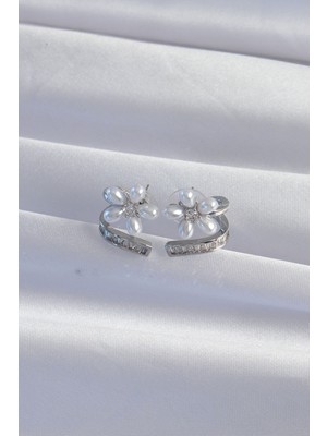 ForWhat Zarif Kadın İçin Silver Pirinç Zirkonlu Kıvrımlı İnci Çiçek Küpe