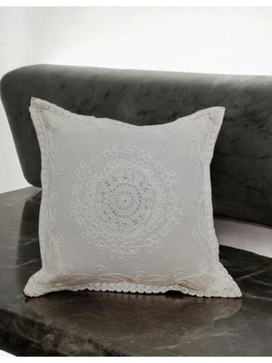Felluci Textile Nakışlı Laseli Süzene Kırlent 43 x 43 2 Adet