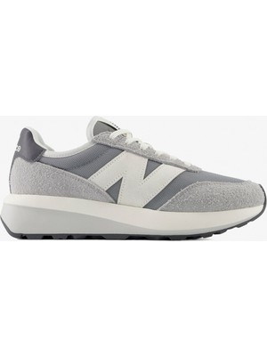 New Balance Kadın Spor Ayakkabı U370AH Mor Renkli Nefes Alabilir Yapı ile Koşu ve Yürüyüş İçin İdeal