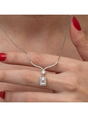 Caseras Gümüş Baget Taşlı Gerdanlık Model Kadın Kolye CSR2181332
