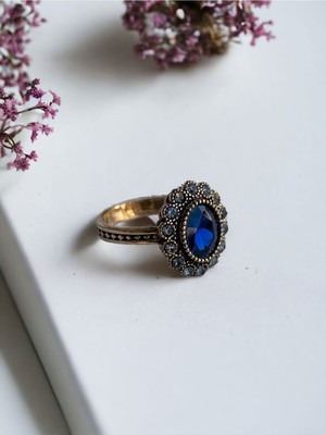 Kristal Taşlı Oval Yüzük