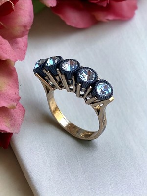 Elmas Montür 5 Taş Yüzük