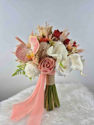 TT Organizasyon Somon Krem Turuncu Orkideli ve Galalı  Gelinbuketi Gelinçiçeği ve Yakaçiçeği