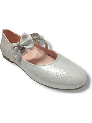 İremsu Parlak Baskı Deri Taşlı Çift Bantlı Kız Çocuk Babet 21-25