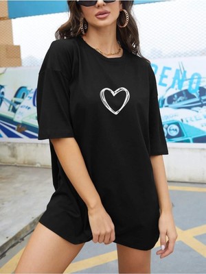 Woodroffe Kadın / Kız Minik Kalp Siyah Oversize T-Shirt Salaş Boyfirend