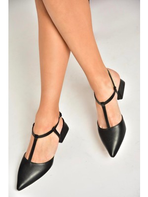 Fox Shoes U998243309 Siyah Alçak Topuklu Kadın Ayakkabı