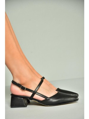 Fox Shoes U998232109 Siyah Alçak Topuklu Kadın Ayakkabı