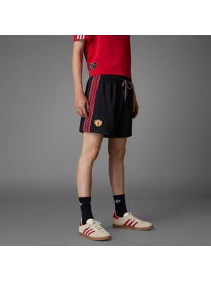 adidas Erkek  Siyah  SHORTS (1/2) MUFC ICON SHO JF0356