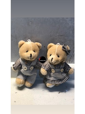 Top Rock Store Sevimli Elbiseli Tulumlu Ayıcık Peluş Oyuncak Anahtarlık Uyku Arkadaşı Hediyelik 12 cm Sevgiliye Eşe