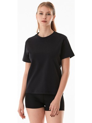 Basic Bisiklet Yaka Tişört
