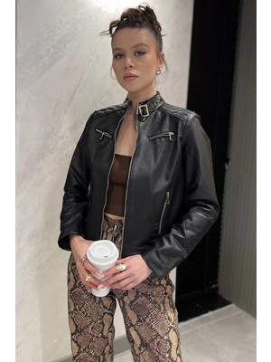 Gülseli Kadın Kemer Tokalı Crop Top Suni Deri Ceket