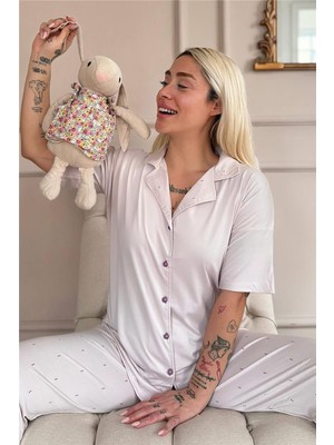 Pijama Evi Bej Blush Dots Desenli Bambu Önden Düğmeli Kısa Kol Pijama Takımı