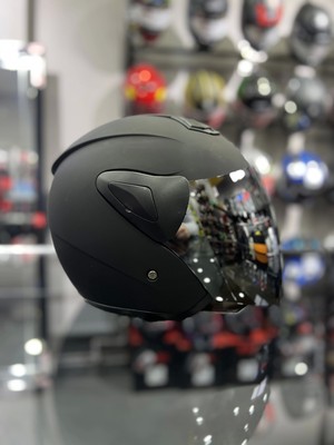 Sway 733 Mat Siyah Yarım Kask Renkli Yüzey Özelliği ile XL Beden Motosiklet Kaskı