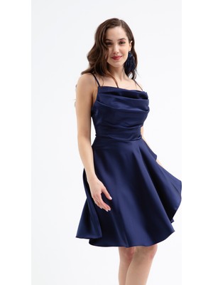 Kadın Lacivert Volanlı Yırtmaçlı Kısa Saten Abiye & Mezuniyet Elbisesi