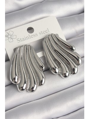 Callerrons Accessories Pirinç Gümüş Renk İşlemeli İstiridye Model Kadın Küpe - EBJ250301W31504