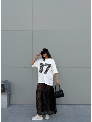 Kadın Ekru Dantel Nakışlı Oversize T-Shirt 29055