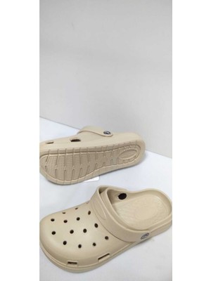 Gezer Modeli BEJ RENK Rahat Ve Hafif Suya Dayanıklı Sandalet Terlik