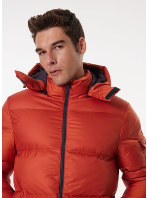 Turuncu Erkek Kapüşon Yaka Standart Fit Puffer Mont C4WM-MNT4001