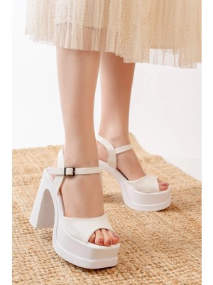 Preshley Kadın Lenisi Beyaz Tek Bantlı (12 cm ) Platform Topuklu Ayakkabı 1010