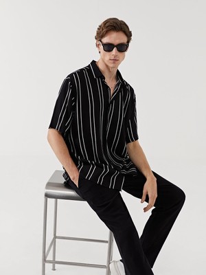 Lcw Vision  Regular Fit Kısa Kollu Çizgili Viskon Erkek Gömlek