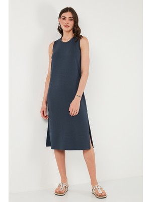 Lela Regular Fit Bisiklet Yaka Yırtmaç Detaylı Basic Midi Elbise Bayan Elbise 5866160