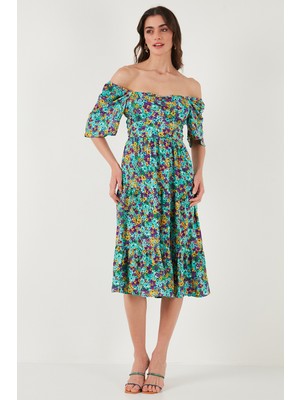 Lela Desenli Oversize Fit Carmen Yaka Büzgü Detaylı Midi Boy Elbise Bayan Elbise 67810557