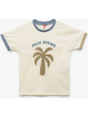 Koton Palmiye Nakış Detaylı Kısa Kollu Bisiklet Yaka Pamuklu Tişört