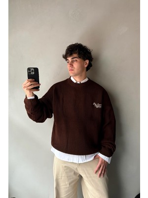 Minimal Nakışlı Bisiklet Yaka Kazak