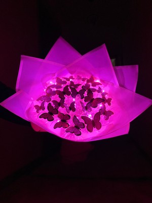 Işıklı Kelebek Buketi