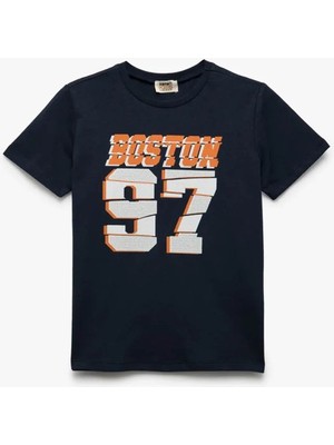 Koton Pamuklu Bisiklet Yaka Kısa Kollu Lacivert Erkek Çocuk T-Shirt 5SKB10323TK
