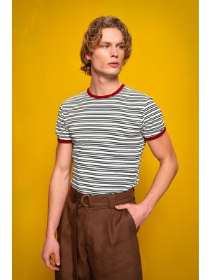 Çizgili Dar Kesim Siyah T-Shırt