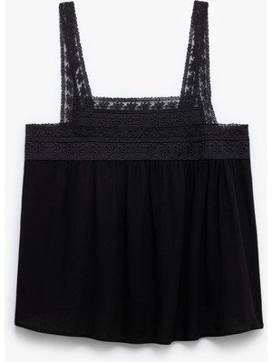 Koton Kare Yaka Kolsuz Viskon Kumaş Dantelli Askılı Bluz