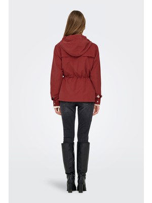 Only Onlnewstarline Regular Fit Kapüşonlu Cepli Mevsimlik Mont Bayan Mont 15218612