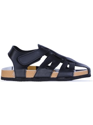 Gezer 00156 Siyah Cırtlı Yazlık Erkek Çocuk Sandalet