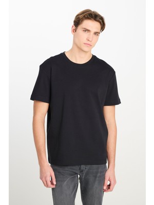%100 Pamuk Relaxed Fit Geniş Kesim Bisiklet Yaka Siyah Basic T-Shirt