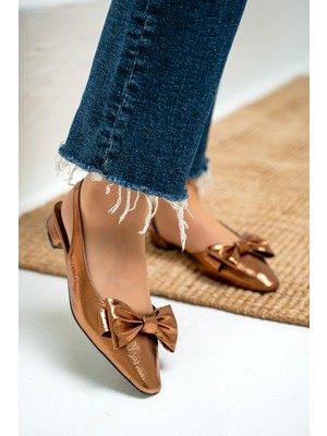 Heju Bakır Deri Fiyonk Detaylı Düz Topuklu Kadın Babet