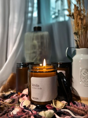 Noor Atelier Vanilya Kokulu Amber Kavonoz Mum