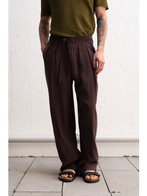 Giesto Dökümlü Kemer Detaylı Kahverengi Pantolon