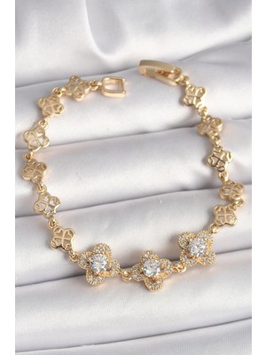 Callerrons Accessories Pirinç Gold Renk Zirkon Taşlı Yonca Model Kadın Bileklik - EBJ250308W31921