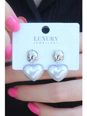 Gümüş Renk Kalp Model Pirinç Kadın Küpe - Lisinya