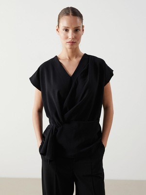 Lcwaıkıkı Classic  Kruvaze Yaka Krep Kadın Bluz