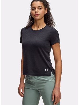 Under Armour 1386337-001 Ua Launch Camo Shortsle Siyah Yuvarlak Yaka Fitted Kadın T-Shirt