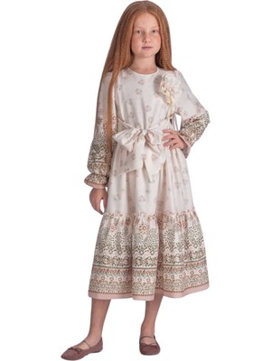 Çiçekli Kuşaklı Kız Elbise