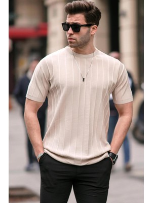 Madmext Erkek Bej Tişört 5684 Kısa Kol %80 Poliamid Şık ve Rahat Tasarım