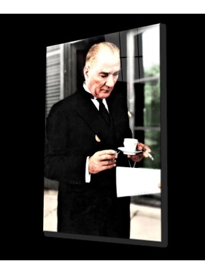 Marsilyan- Atatürk Portresi Cam Tablo Ev ve Ofis Duvar Dekoru