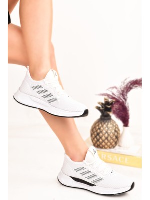 Kadın Yürüyüş ve Günlük Kullanım Spor Ayakkabı