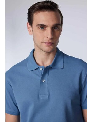 Tudors Erkek Slim Fit Dar Kesim Pamuklu Yumuşak Doku Nefes Alan Kumaş Kıvrılmaz Yaka Mavi Renk Polo Yaka